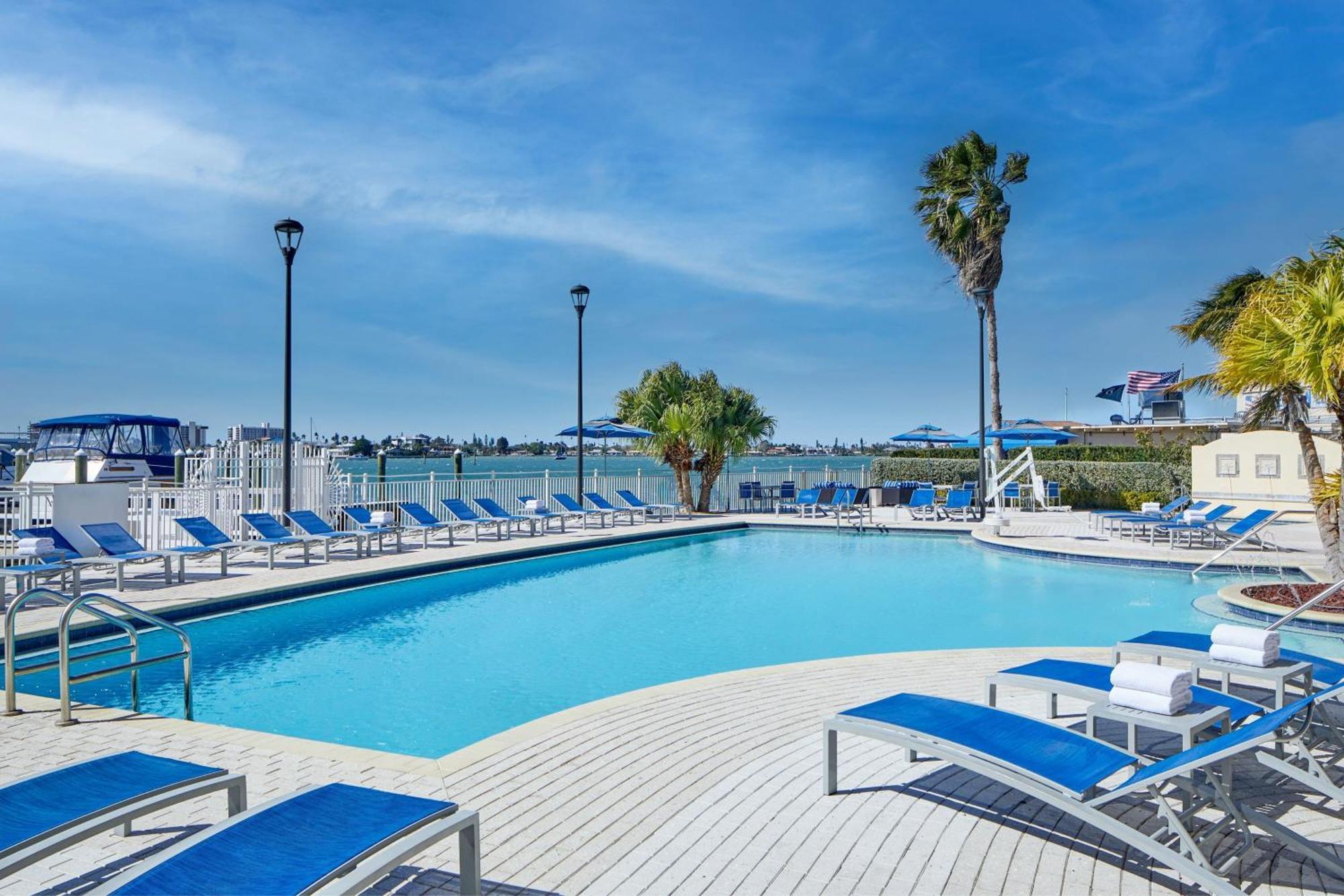 Courtyard By Marriott St. Petersburg Clearwater/Madeira Beach Exteriér fotografie